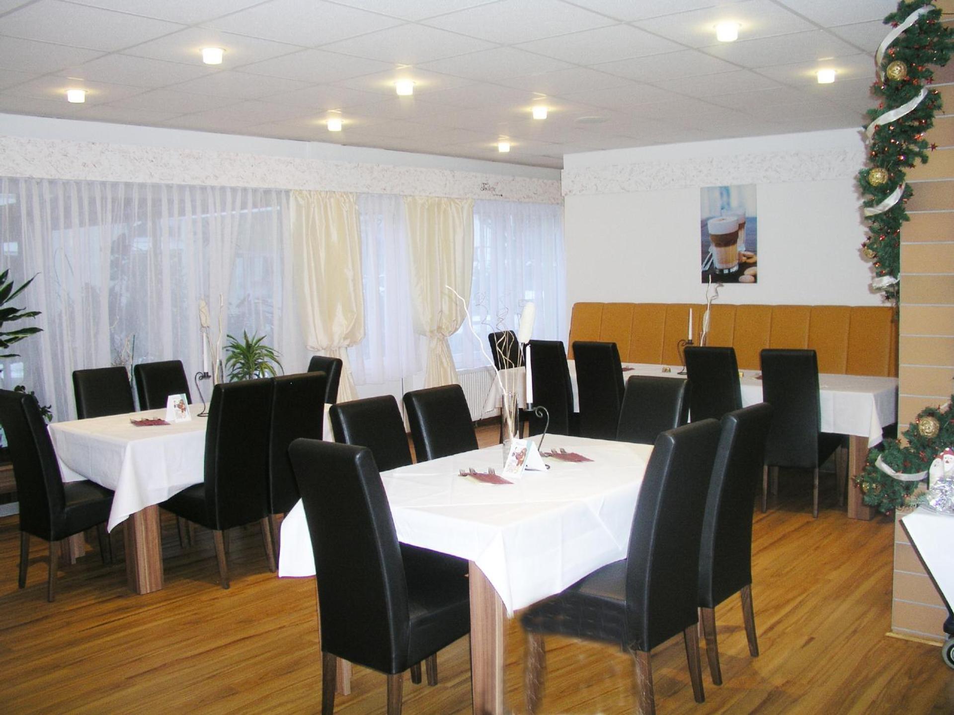 Hotel Wetterau - Self-Check-In Wolfersheim Bagian luar foto